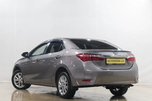 Седан Toyota Corolla 2013 года, 1399000 рублей, Новокузнецк