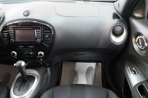 Внедорожник Nissan Juke 2013 года, 1299000 рублей, Омск