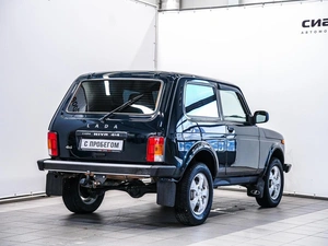 Внедорожник ВАЗ (LADA) 4x4 (Нива) 2018 года, 665000 рублей, Красноярск