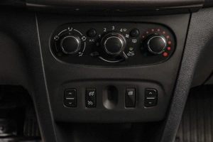 Седан Renault Logan 2016 года, 729000 рублей, Челябинск