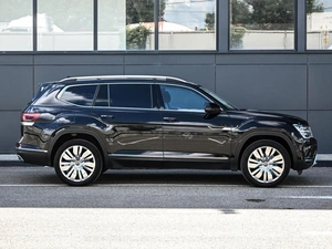 Внедорожник Volkswagen Teramont 2022 года, 4999000 рублей, Кирилловка