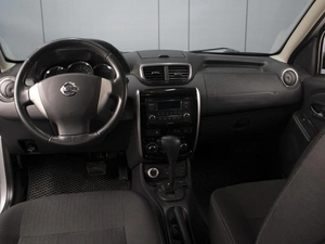 Внедорожник Nissan Terrano 2016 года, 1330000 рублей, Омск