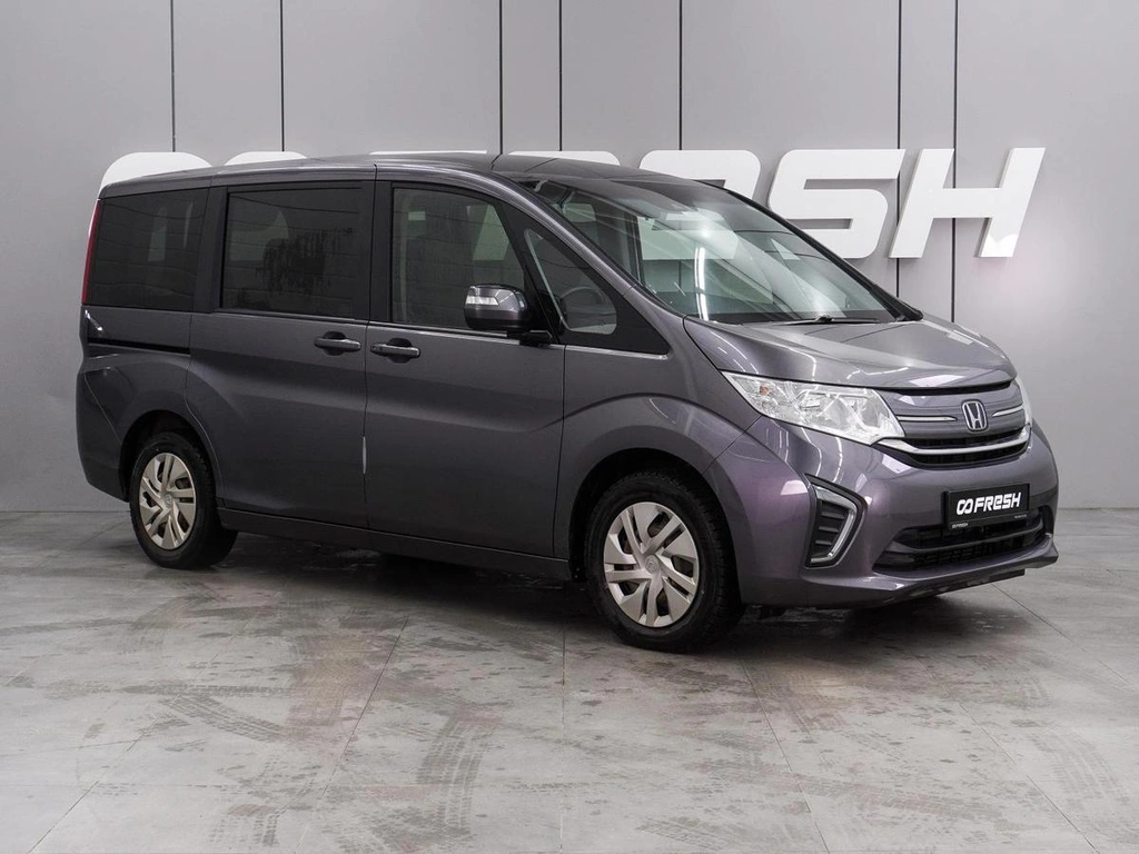 Минивэн Honda Stepwgn 2017 года, 1959000 рублей, Воронеж