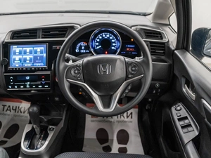 Хетчбэк Honda Fit 2018 года, 1230000 рублей, Красноярск