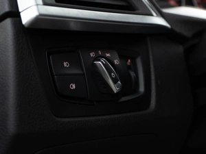 Седан BMW 3 серия 2017 года, 1699050 рублей, Москва