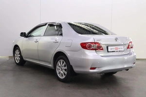 Седан Toyota Corolla 2010 года, 1160000 рублей, Брянск