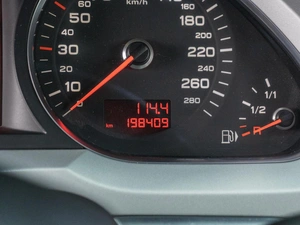 Седан Audi A6 2010 года, 799000 рублей, Сургут