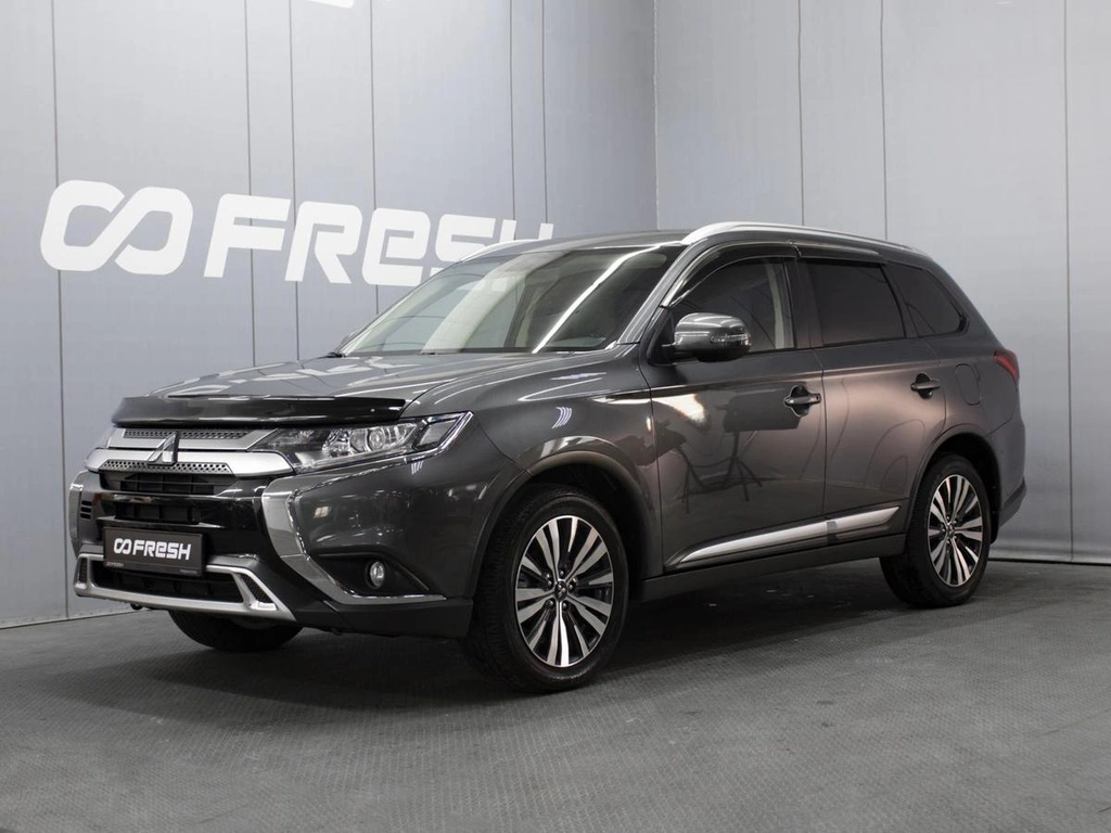 Внедорожник Mitsubishi Outlander 2021 года, 2780000 рублей, Омск