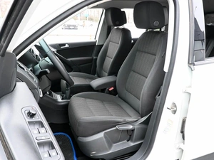 Внедорожник Volkswagen Tiguan 2015 года, 1345000 рублей, Волгоград