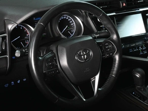 Седан Toyota Camry 2019 года, 2749000 рублей, Ростов-на-Дону