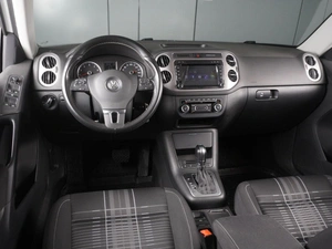 Внедорожник Volkswagen Tiguan 2015 года, 1669000 рублей, Минеральные Воды