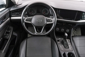 Седан Volkswagen Bora 2021 года, 1899000 рублей, Красноярск
