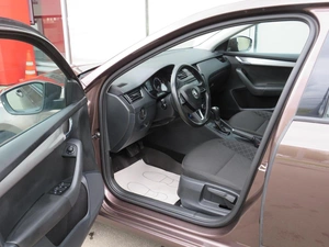 Хэтчбек Skoda Octavia 2018 года, 1690000 рублей, Брянск