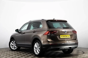 Внедорожник Volkswagen Tiguan 2018 года, 3129000 рублей, Пермь
