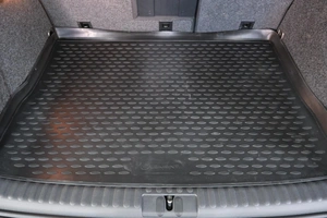 Внедорожник Volkswagen Tiguan 2015 года, 1629000 рублей, Омск