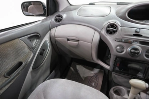 Седан Toyota Platz 2000 года, 499000 рублей, Новокузнецк