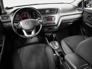Седан Kia Rio 2011 года, 843200 рублей, Казань