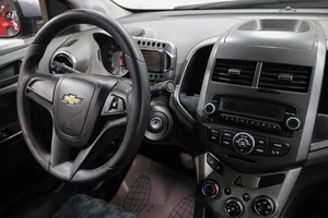 Седан Chevrolet Aveo 2013 года, 569000 рублей, Новокузнецк
