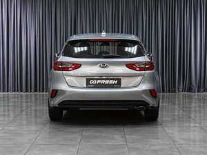 Хетчбэк Kia Ceed 2020 года, 2015000 рублей, Тюмень