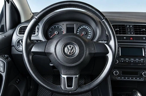 Седан Volkswagen Polo 2014 года, 879000 рублей, Челябинск