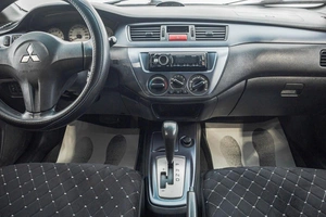 Седан Mitsubishi Lancer 2006 года, 589000 рублей, Барнаул