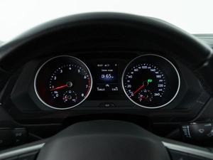 Внедорожник Volkswagen Tiguan 2021 года, 3188888 рублей, Москва