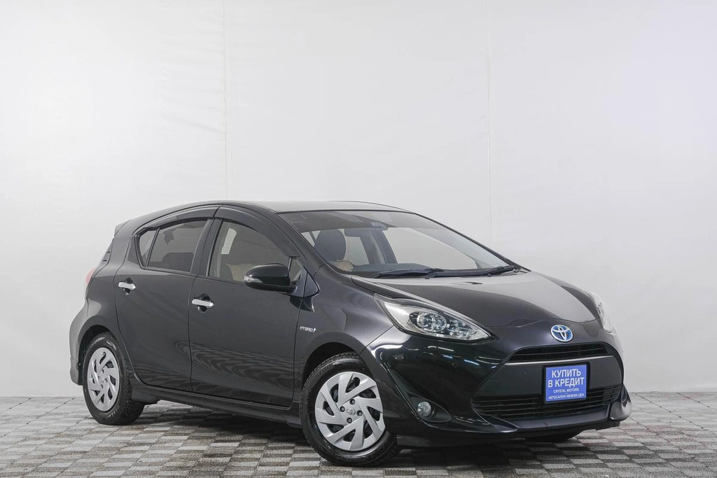 Хетчбэк Toyota Aqua 2019 года, 1349000 рублей, Кемерово