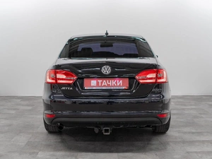 Седан Volkswagen Jetta 2014 года, 895000 рублей, Красноярск