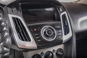 Седан Ford Focus 2013 года, 899000 рублей, Томск