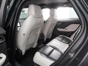 Внедорожник Jaguar F-Pace 2018 года, 4239000 рублей, Воронеж