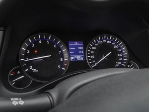 Седан Infiniti Q70 2016 года, 2099000 рублей, Ростов-на-Дону
