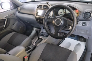 Внедорожник Toyota RAV4 2000 года, 689000 рублей, Омск