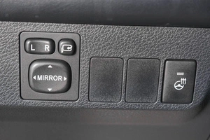 Внедорожник Toyota RAV4 2019 года, 2979000 рублей, Кемерово