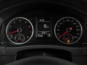 Внедорожник Volkswagen Tiguan 2012 года, 1299000 рублей, Тюмень