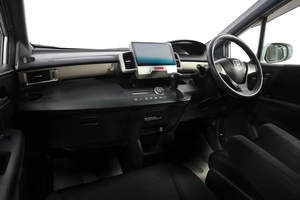 Минивэн Honda Freed 2011 года, 1329000 рублей, Новосибирск
