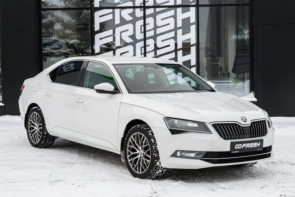 Лифтбек Skoda Superb 2017 года, 1820000 рублей, Ульяновск