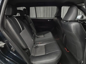 Универсал Toyota Corolla Fielder 2018 года, 1190000 рублей, Красноярск