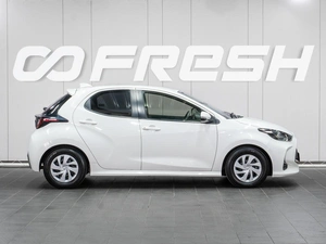 Хетчбэк Toyota Yaris 2021 года, 1249000 рублей, Сургут