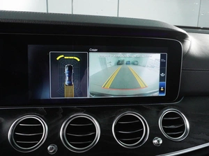 Седан Mercedes-benz E-класс 2017 года, 2709000 рублей, Красный Пахарь