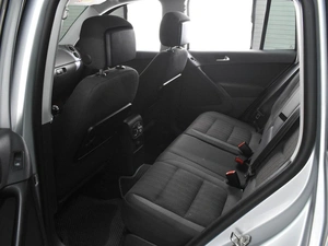 Внедорожник Volkswagen Tiguan 2011 года, 1064000 рублей, Воронеж