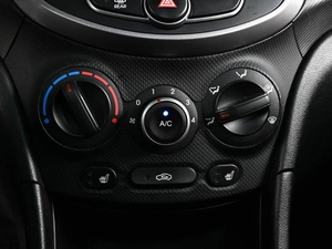 Седан Hyundai Solaris 2014 года, 1059000 рублей, Аксай