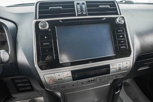 Внедорожник Toyota Land Cruiser Prado 2018 года, 4789000 рублей, Барнаул