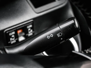 Минивэн Toyota Sienta 2015 года, 1319000 рублей, Кирилловка