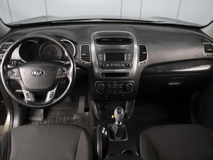 Внедорожник Kia Sorento 2017 года, 1940000 рублей, Омск