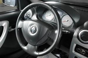 Хетчбэк Renault Sandero 2011 года, 599000 рублей, Тюмень