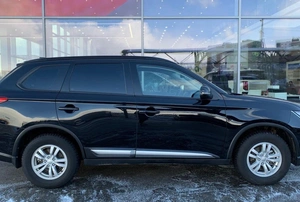Внедорожник Mitsubishi Outlander 2022 года, 2675000 рублей, Солонцы