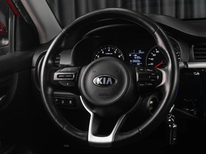 Седан Kia Rio 2018 года, 1299000 рублей, Тюмень