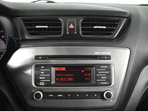 Седан Kia Rio 2017 года, 969900 рублей, Казань