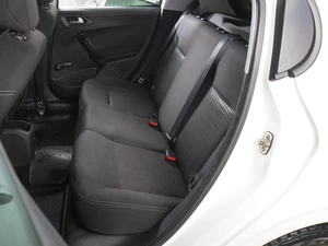 Хетчбэк Peugeot 208 2013 года, 629000 рублей, Воронеж