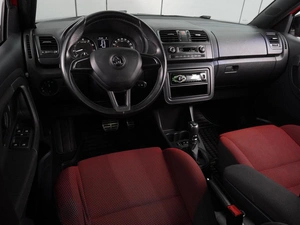 Хетчбэк Skoda Fabia 2014 года, 899000 рублей, Воронеж